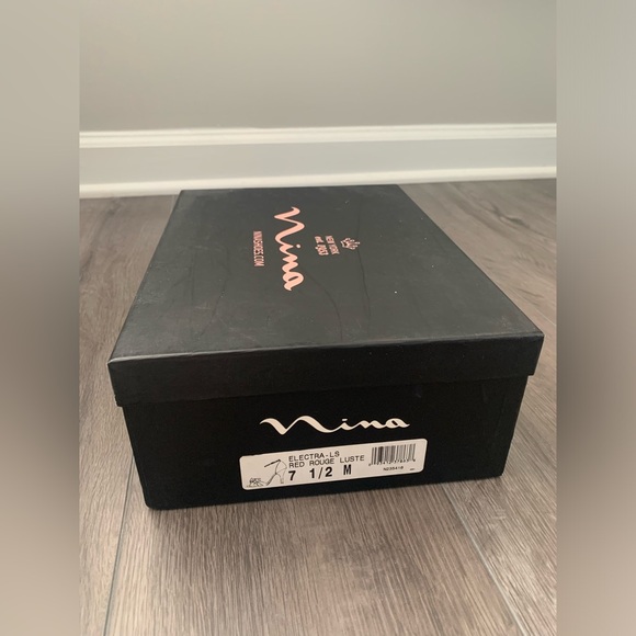 Nina Red Electra Peep Toe Heels. Size 7.5. - Picture 5 of 6